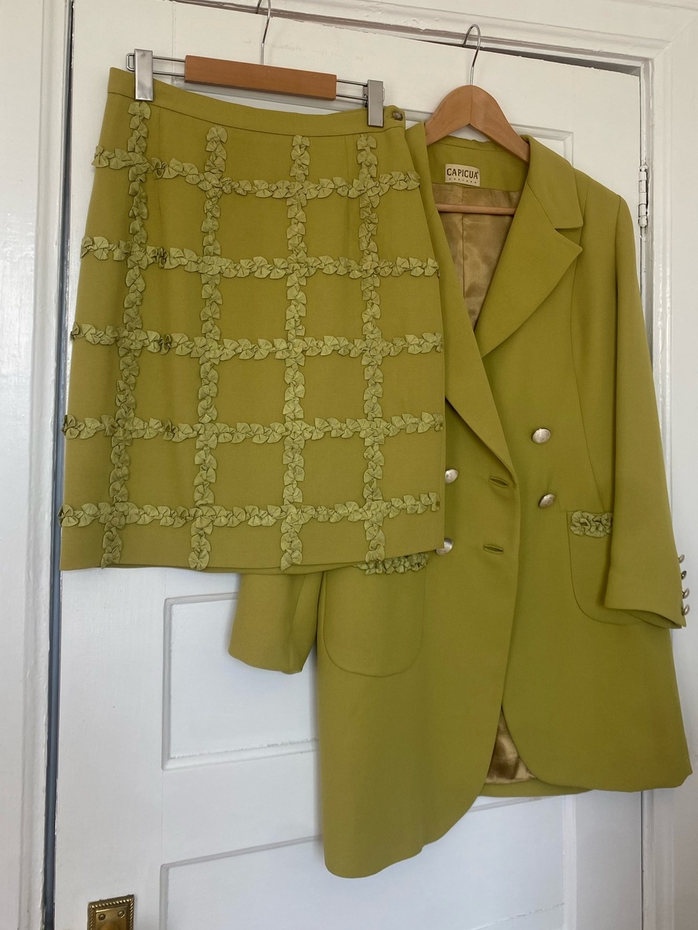 Rare Vintage Capicua Costura Valencia Spanish Designer Tailored Skirt Suit